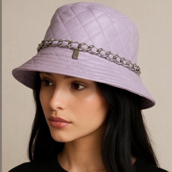 Madden Nyc Accessories - Quilted Bucket Hat W/Chain Detail NWT